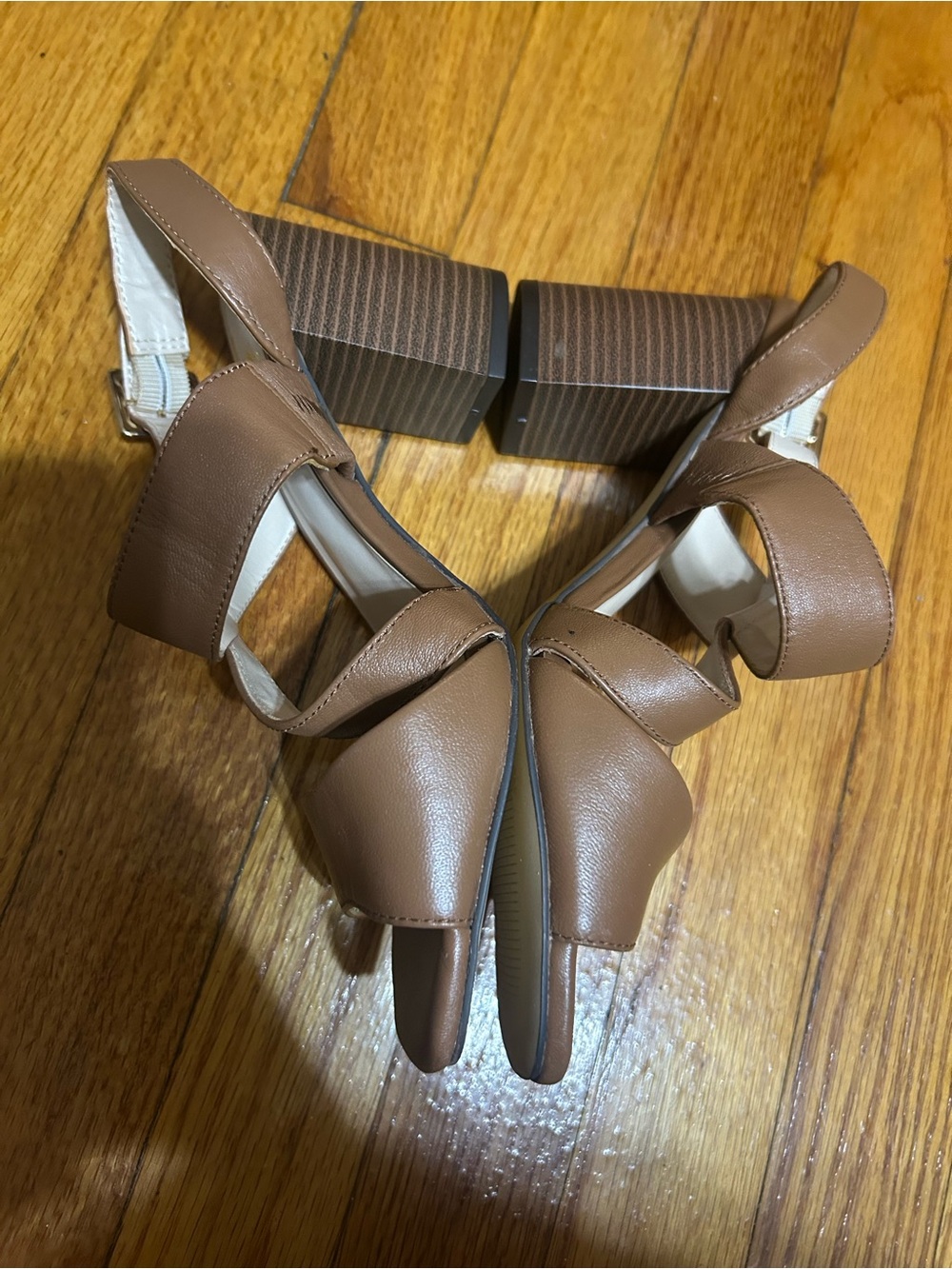 Brooks Brothers Ankle Strap Sandals Brown Leather Heels Women's Size 7.5 - Picture 3 of 10